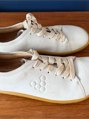 Vivo Barefoot Men's Off-White Sneakers with Gum Sole